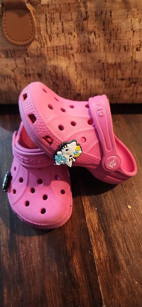 Crocs Girls 6c 6 Pink Hello Kitty Charms Kids 