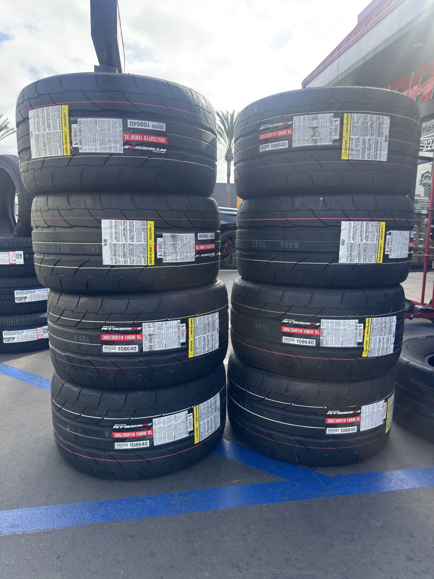 305/35/19 Nitto R2 Radial In Stock!! Each Price