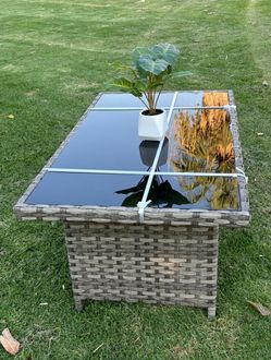 Outdoor dining set brand new