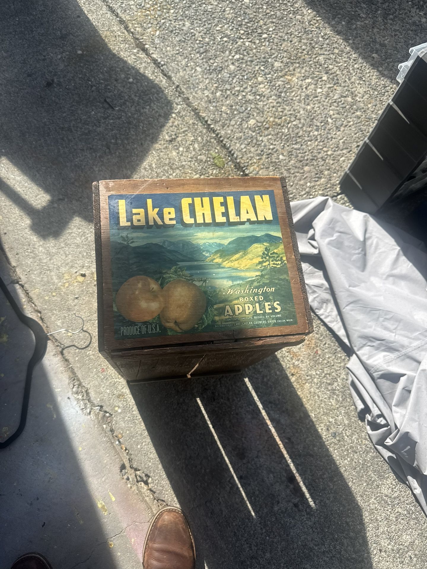 Old Apple Box Lake Chelan