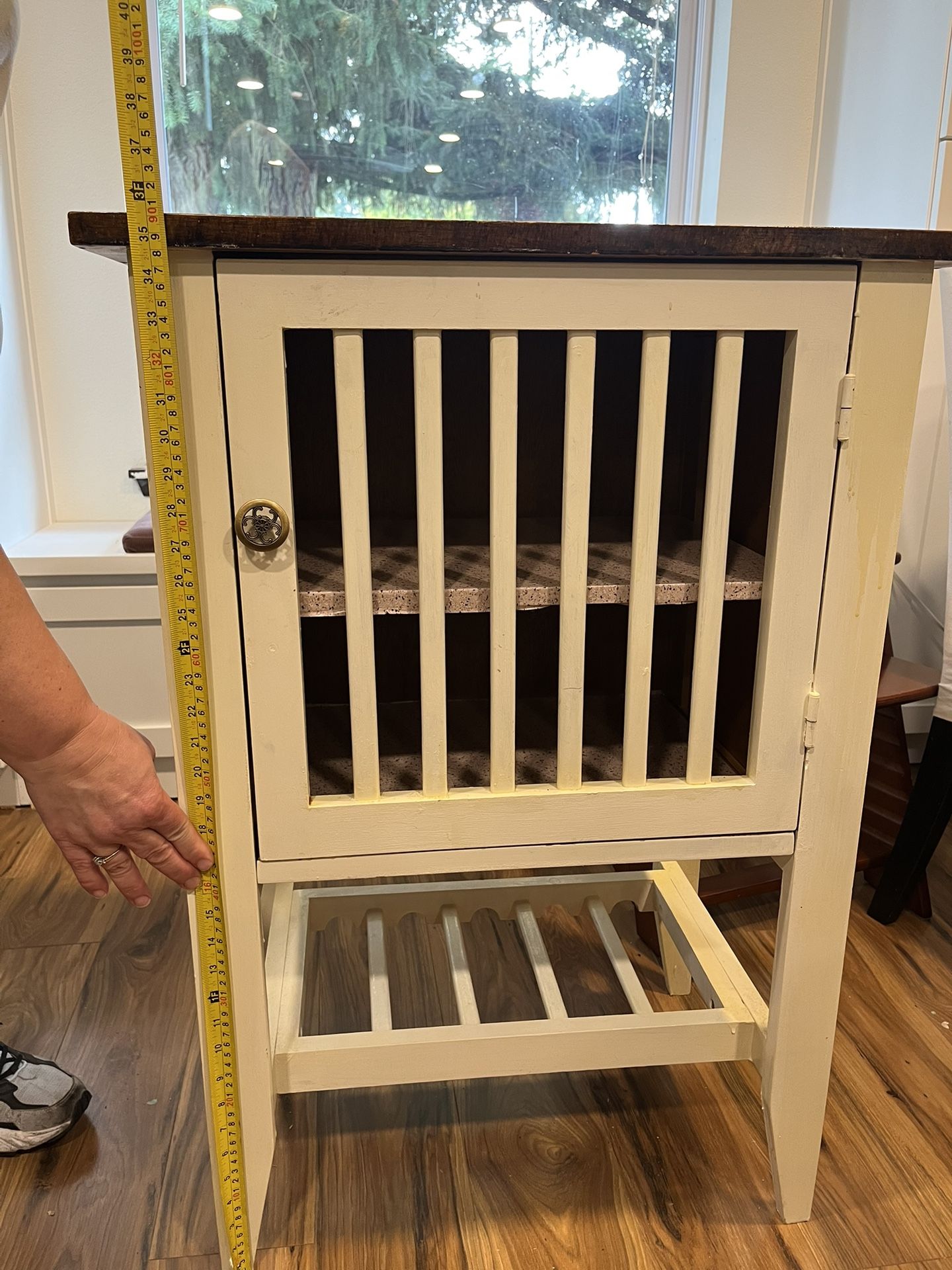 Coffee/wine Cabinet 