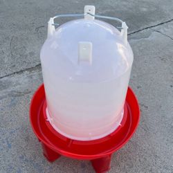 Plastic food feeders, Chicken feeder PLASTIC FOOD FEEDER Long 28 holes feeder $5 Food feeders 6.6LB / 3KGS. $10 Food feeders 19.8LB / 9KGS. $15 Food f