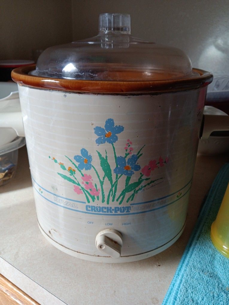Vintage Rival Crock Pot