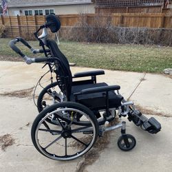 Fully Customizable Wheelchair 