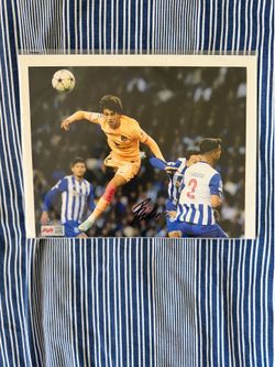 João Félix Signed 8x10 Photo — Atlético Madrid UCL Action Shot, PIA COA
