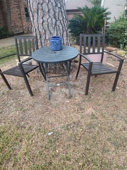 Outdoor Patio Bistro Table and 2 Chairs Set