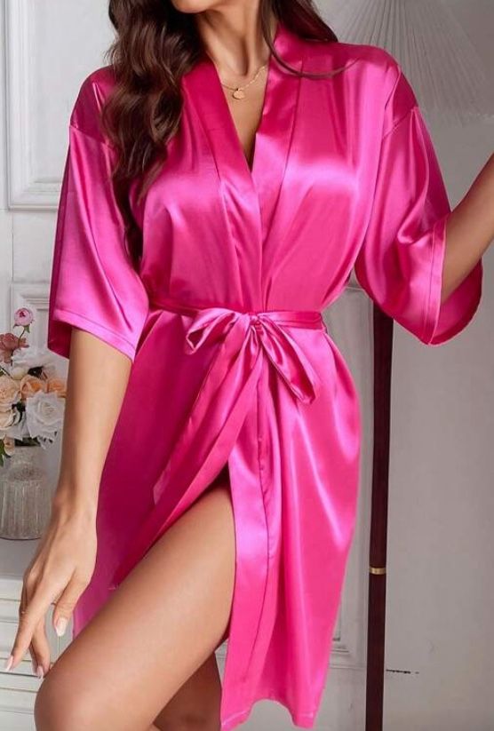 Solid Belted Satin Robe Luxeloungewear, Fall, Winter. For sale. Size a small medium large extra large.