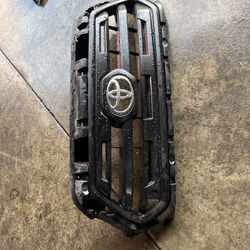 2016 2023 Toyota Tacoma Grill