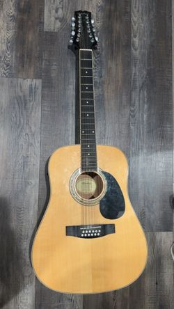 Requinto/ 12 string guitar