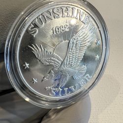 1 Oz Fine Silver Round Vintage 1982 Sunshine Mint In Capsule 
