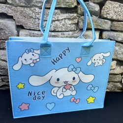 Cinnamon Roll Hello Kitty Shoulder Felt Bag