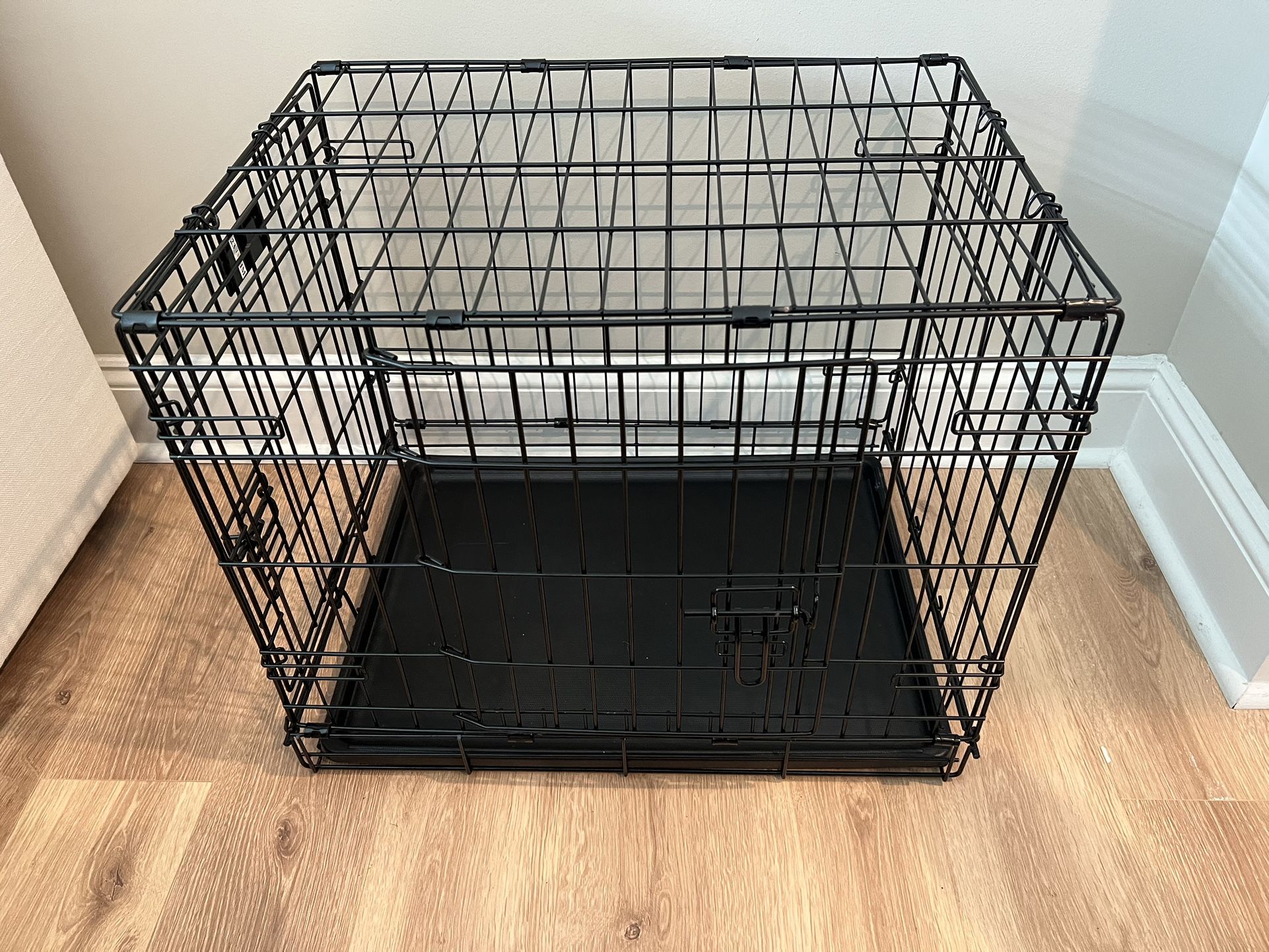 Midwest Dog Crate 24.8"L x 17.9"W x 19.5"H