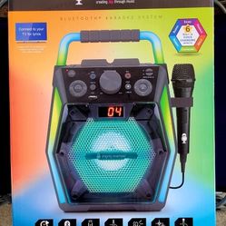Brand NEW Singing Machine Bluetooth Karaoke LED Lights SML2300 Plays CD's