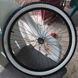 1 Rime  Front Beach Cruiser 24inch Very Good Tires And  Tubes