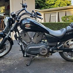 2005 Victory Vegas 8-ball