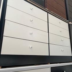 Eight Drawers Dresser