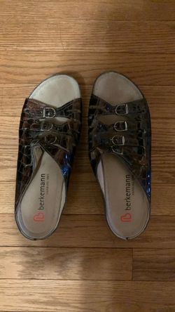 Women’s sandals