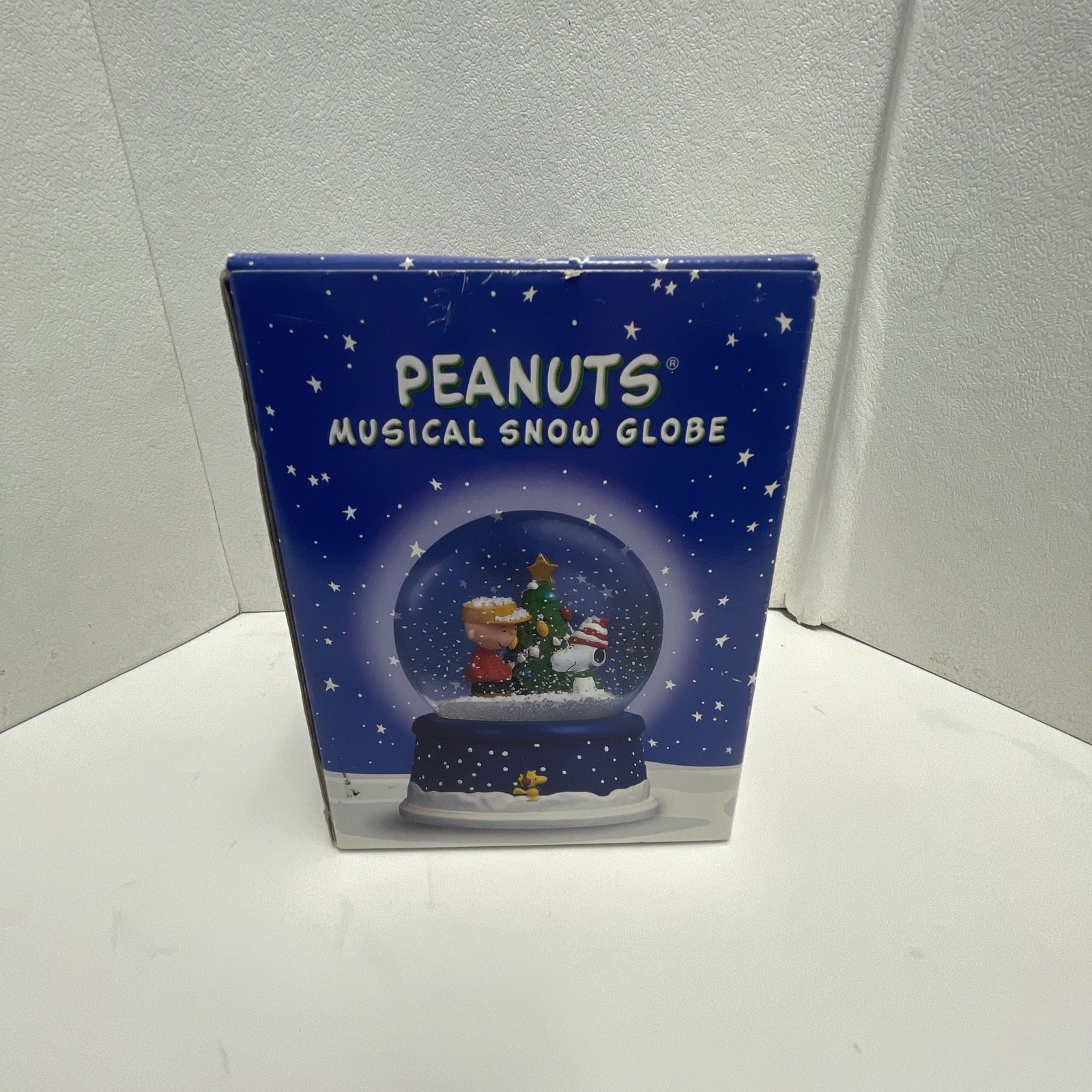 Hallmark Peanuts Christmas 50th Anniversary Musical Snow Globe Snoopy - NIB New