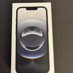 iPhone 16e 