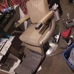 Heavy duty original Belmont barber chair