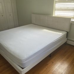 King Bed Frame & Mattress