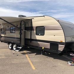 2019 Forest River Wildwood Toy Hauler 