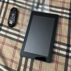 Amazon Fire 7 16 GB (9th Gen) Wi-Fi only, 7", twilight blue