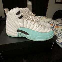 Jordan 12 
