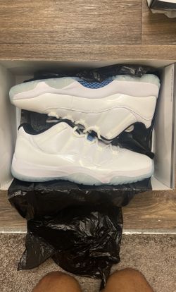 DS Legend Blue Low 11s Size 13