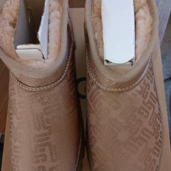 Uggs 