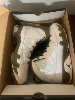 Jordan 9 Retro Militia Green Size 8.5 With Box