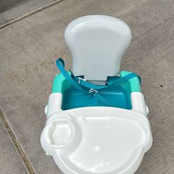 Convertible booster seat