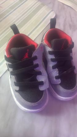 Shoes size 6C