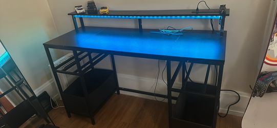 black gaming desk
