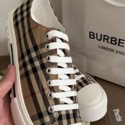 Burberry Shoes