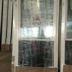 White Vinyl double hung brand 📏 Size: 26½” x 57¾” new replacement no nail fit 