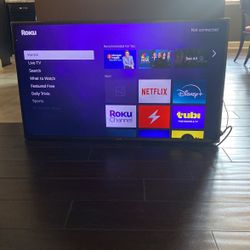 LG Tv W/ Roku Attachment 