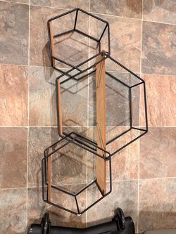 FREE - Decorative mounted shelving unit