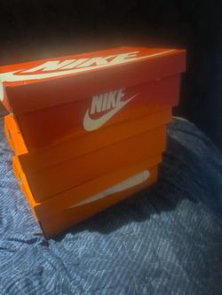 Come check out my nike shoes for sale
