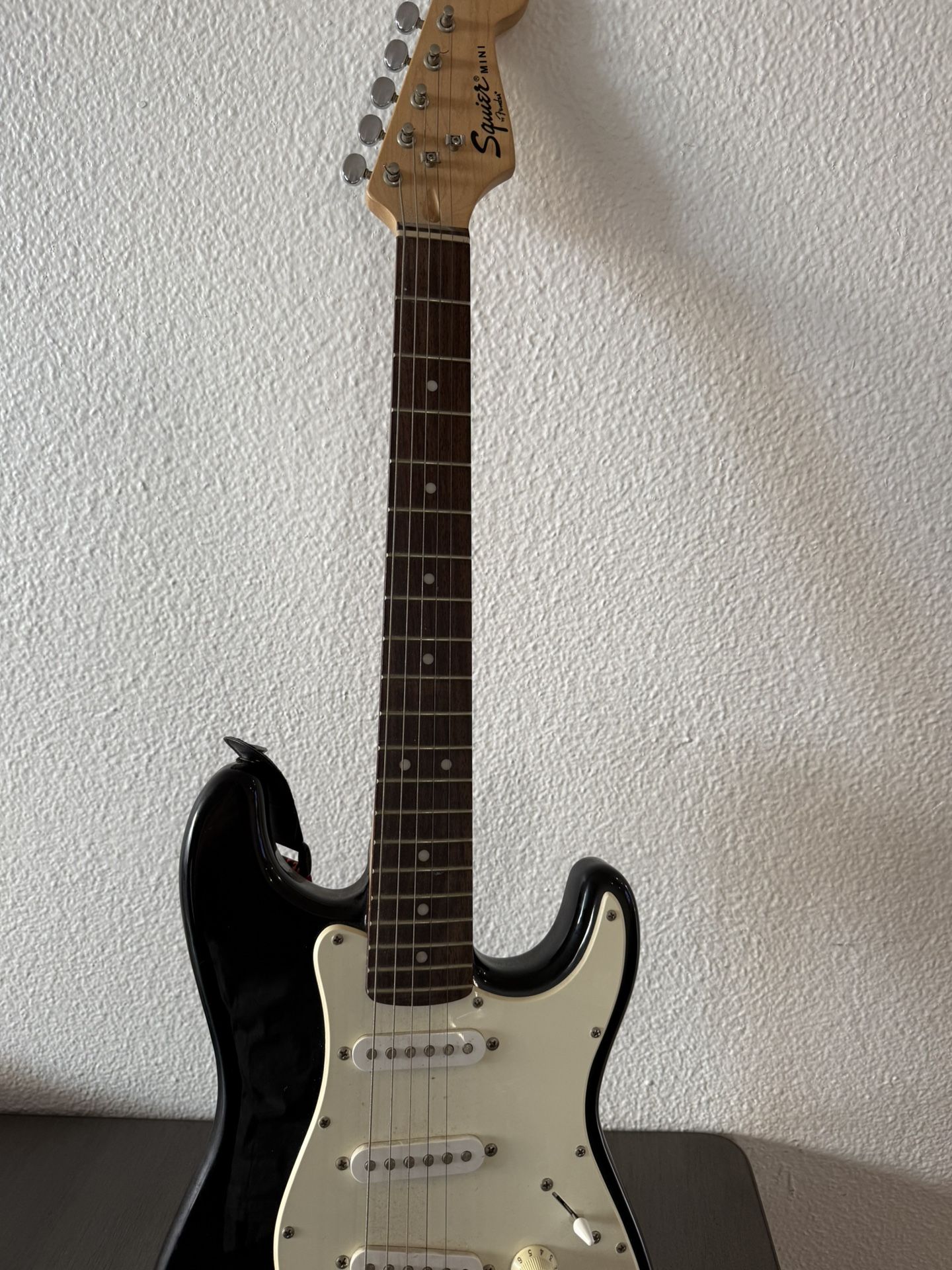 Electric Guitar 