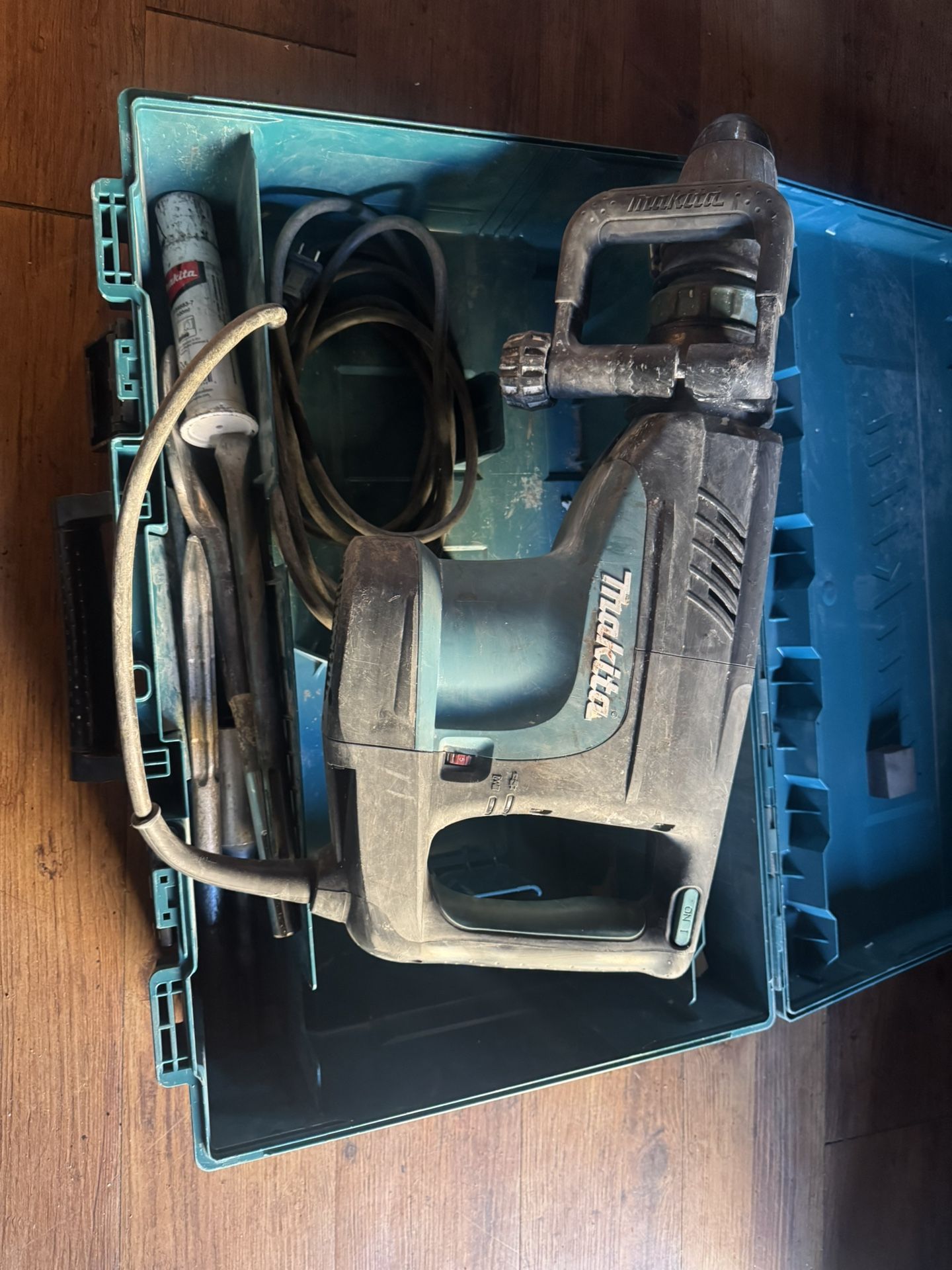 Makita Demolition Hammer