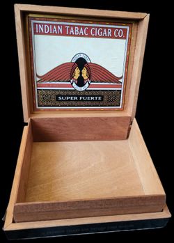 Vintage Florida Cigar Box - Collectible Indian Tabac Co. Wooden Keepsake Case