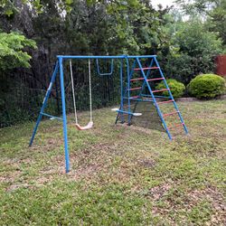 Backyard Swing 