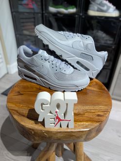 New 
Size 10 Men's  
Nike Air Max 90 Wolf Grey 
CN8490-001