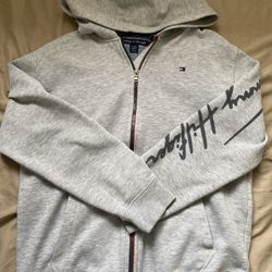 gray tommy hilfiger zip up