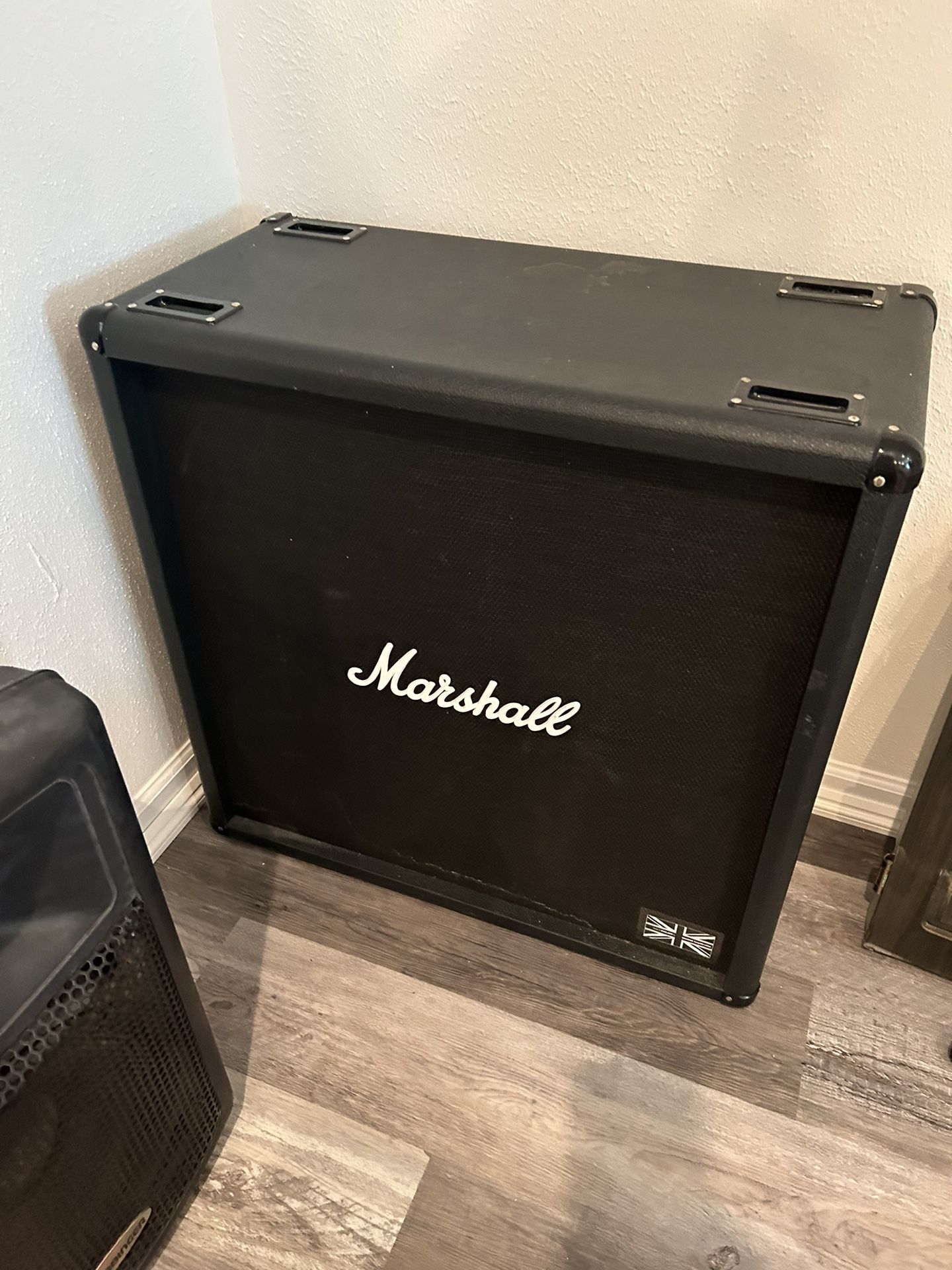 Marshall MX412BR Cabinet Speaker