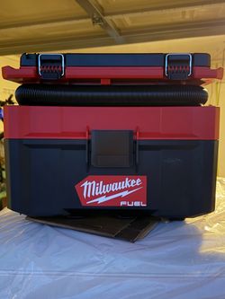NEW   Completely new Milwaukee vacuum, out of box never used. Asking $150 no less   18-Volt Lithium-Ion Cordless 2.5 Gal. Wet/Dry Vacuum (Vacuum-Only)