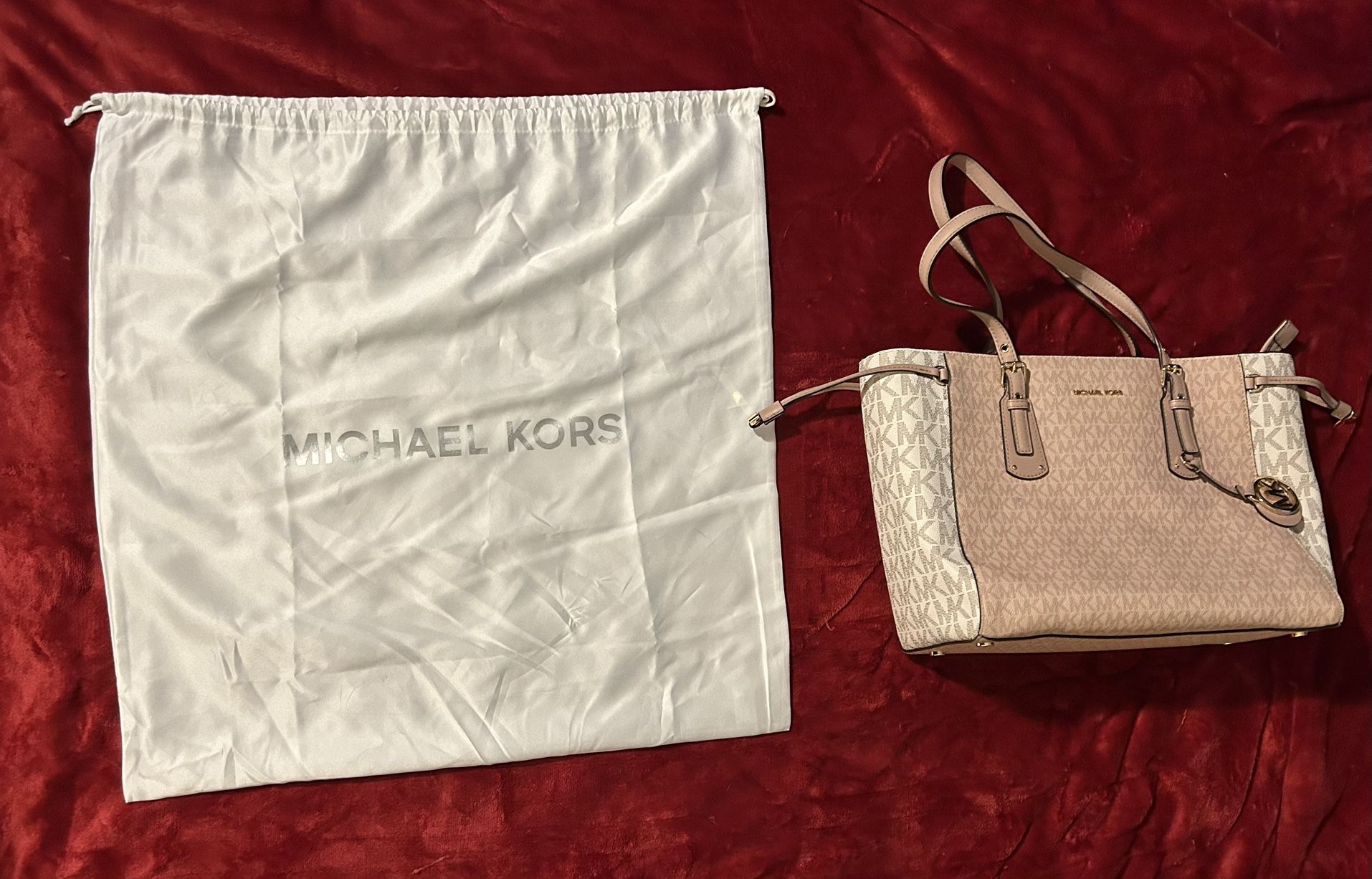 Michael Kors Medium Shoulder Bag