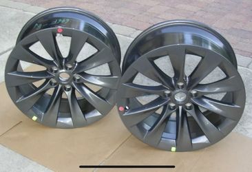 Tesla Staggered Sonic Grey Slipstream 20” Rims 