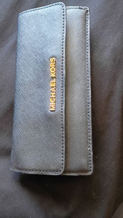 Michael Kors wallet